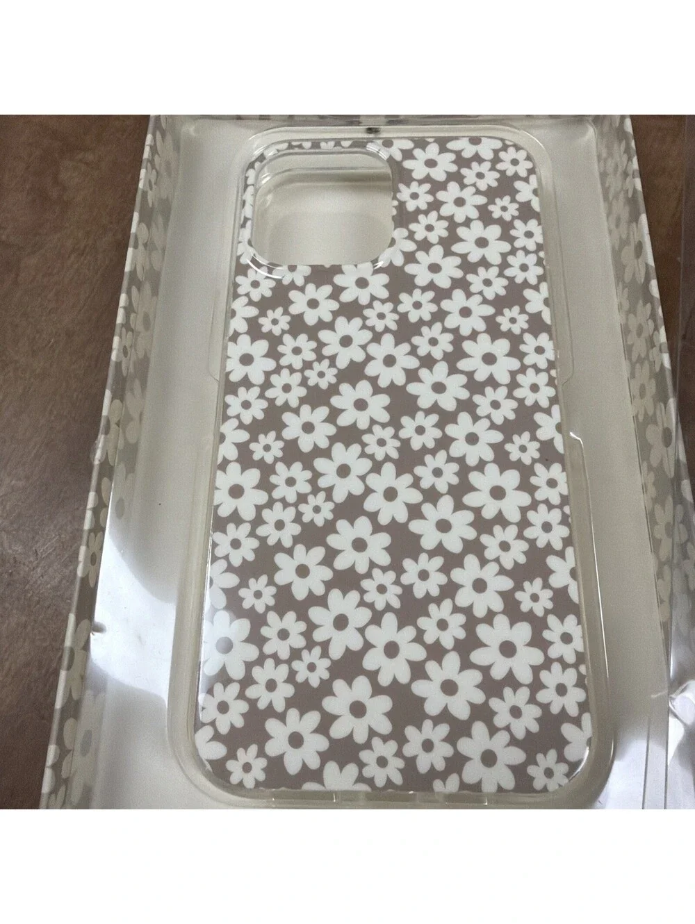 XO Poppy iPhone 13/12 Pro Max Magsafe Compatible Brown/Tan Flowers Durable Case